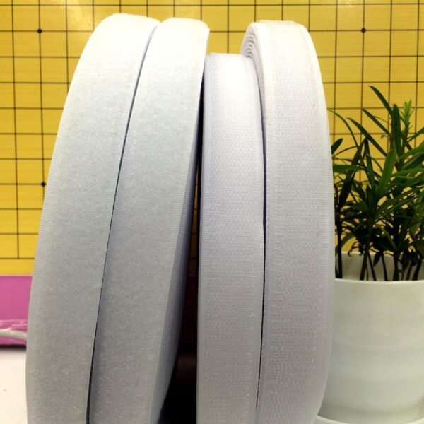 Velcro factory direct sales of non-adhesive blended sewing black and white Velcro/adhesive buckle tape - 图片 2